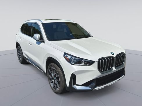 Used 2023 BMW X1 xDrive28i w/ Convenience Package AWD/4WD image 1