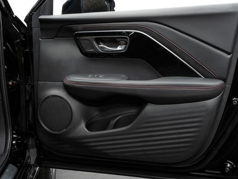 Certified 2025 Acura ADX A-Spec image 19