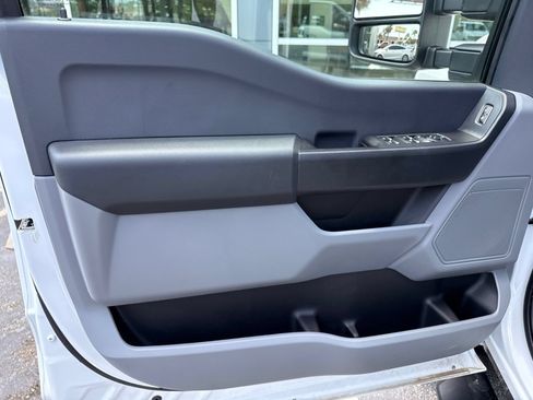 Used 2025 Ford F350 XL AWD/4WD image 16