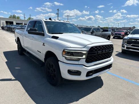 Used 2022 RAM 2500 Big Horn w/ Level C Equiment Group AWD/4WD image 24