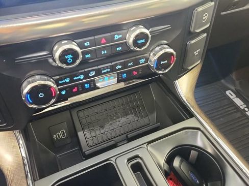 New 2025 Ford F150 King Ranch w/ FX4 Off-Road Package AWD/4WD image 21