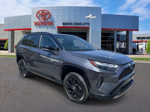 Used 2024 Toyota RAV4 XSE image 2