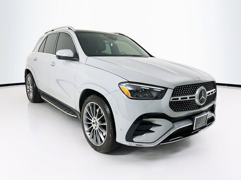 Used 2025 Mercedes-Benz GLE 350 4MATIC image 1