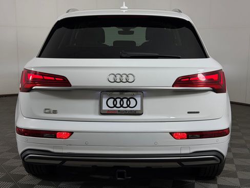Used 2021 Audi Q5 2.0T Premium w/ Convenience Package AWD/4WD image 10