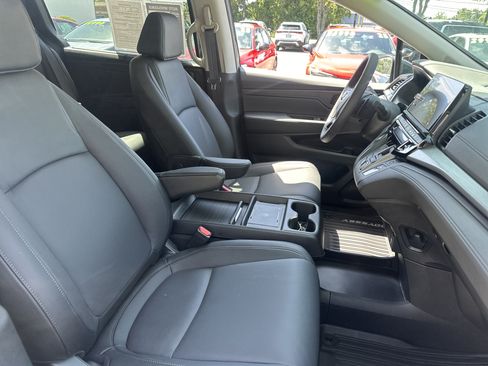 Used 2026 Honda Odyssey EX-L image 13