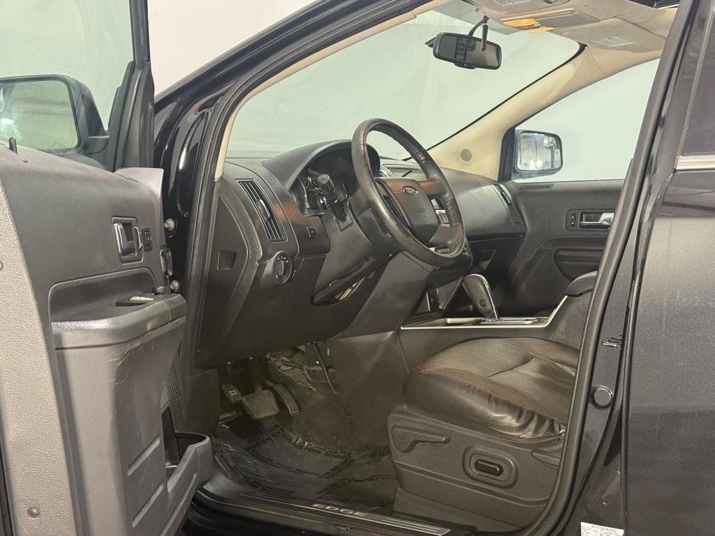 Used 2010 Ford Edge Limited FWD image 10