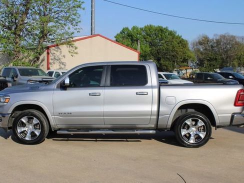 Used 2019 RAM 1500 Laramie AWD/4WD image 6