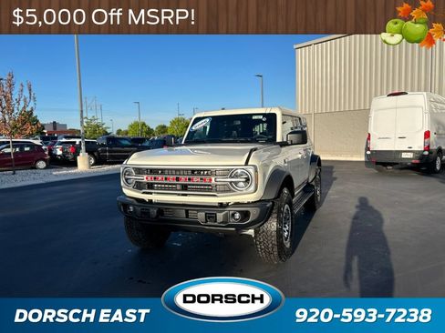 New 2026 Ford Bronco Outer Banks w/ Sasquatch Package AWD/4WD image 1