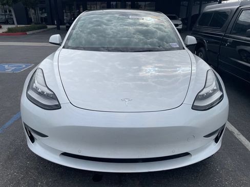Used 2022 Tesla Model 3 Long Range AWD/4WD image 3