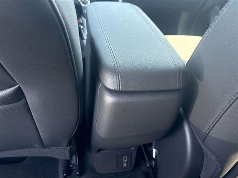 Used 2023 Buick Encore GX Preferred w/ Cold Weather Comfort Package image 20