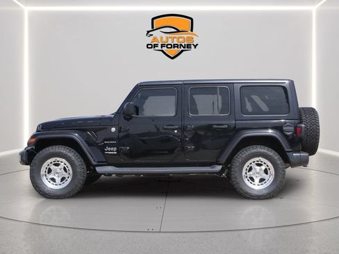 Used 2020 Jeep Wrangler Unlimited Sahara AWD/4WD image 2