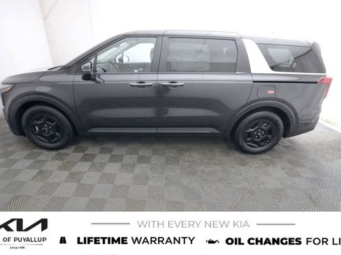 New 2026 Kia Carnival image 8