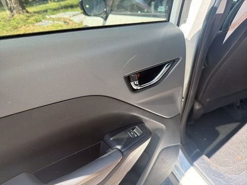 Used 2025 Subaru Crosstrek 2.5i Limited w/ Crosstrek Mirror Package image 12