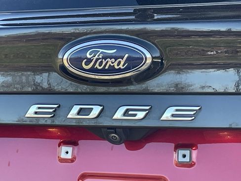Used 2022 Ford Edge SEL w/ Convenience Package image 20