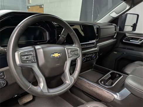 Used 2024 Chevrolet Silverado 3500 LTZ w/ LTZ Plus Package image 21