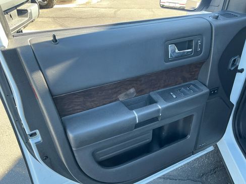Used 2019 Ford Flex Limited image 13