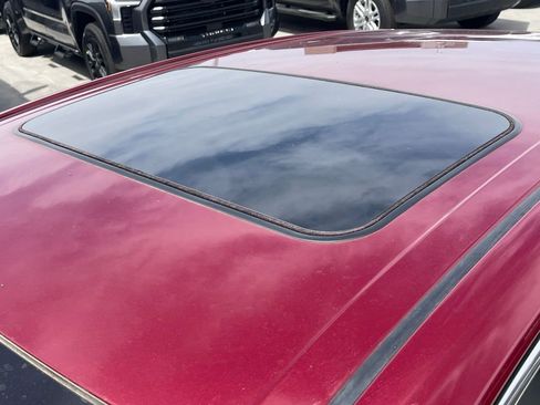 Used 2018 Toyota Camry SE image 8