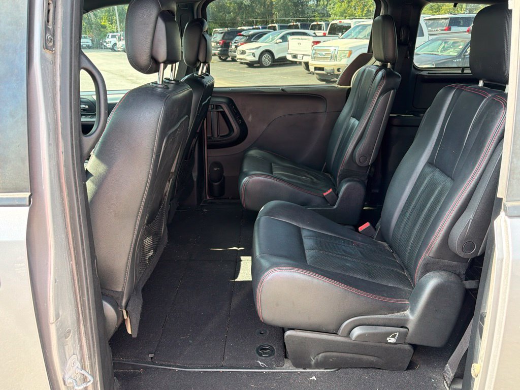 Used 2017 Dodge Grand Caravan GT FWD image 13