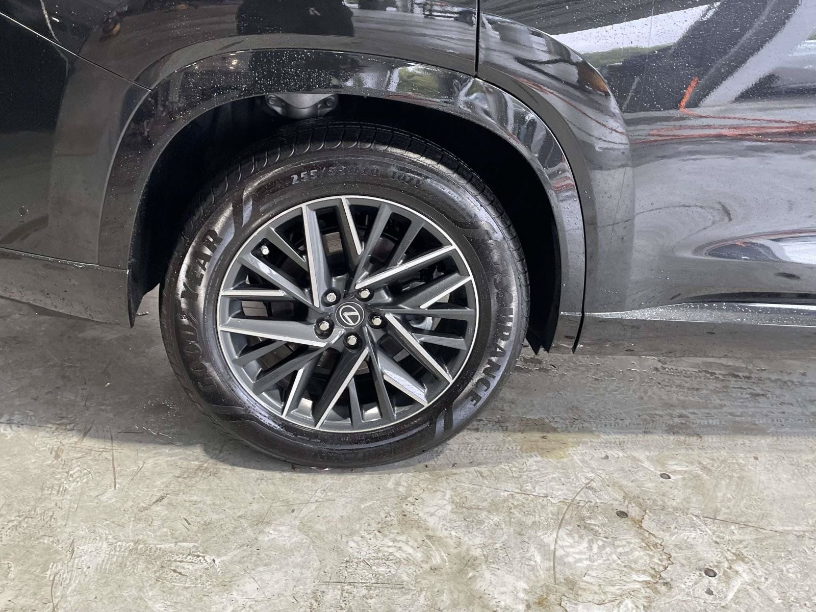 Used 2025 Lexus TX 350 AWD w/ Technology Package image 7
