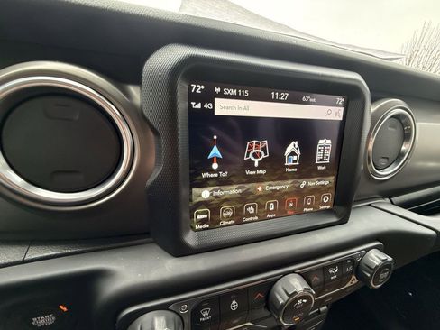 Used 2021 Jeep Gladiator Rubicon image 20