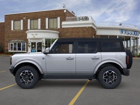 Used 2024 Ford Bronco Outer Banks image 28