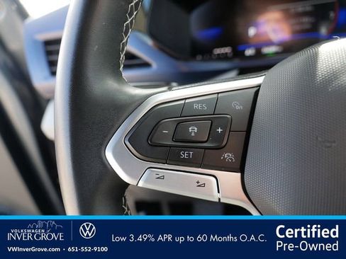 Used 2023 Volkswagen Taos SE w/ Panoramic Sunroof Package AWD/4WD image 25