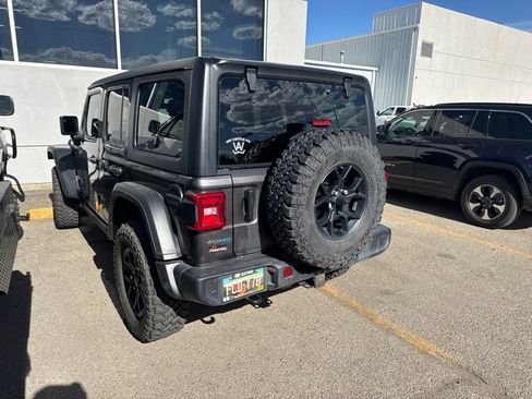 Used 2025 Jeep Wrangler Unlimited Sport S 4xe AWD/4WD image 9