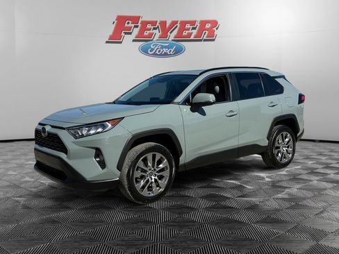 Used 2021 Toyota RAV4 XLE Premium FWD image 1