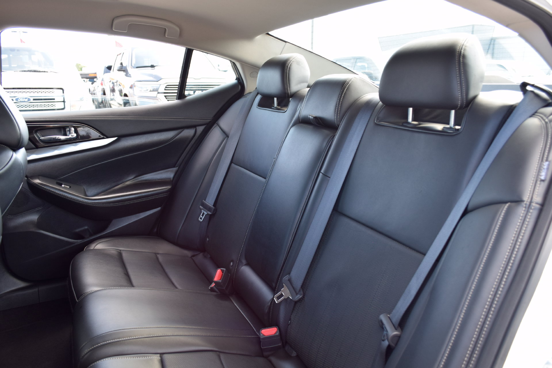 Used 2023 Nissan Maxima SV w/ Floor Mat Group FWD image 18