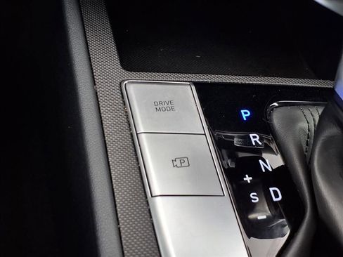 Used 2023 Hyundai Elantra SEL w/ Cargo Package image 21