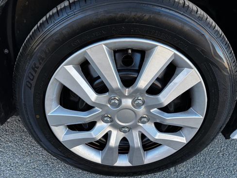 Used 2015 Toyota Corolla S image 27