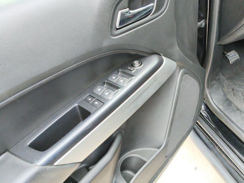 Used 2021 Chevrolet Colorado ZR2 w/ ZR2 Midnight Special Edition AWD/4WD image 9