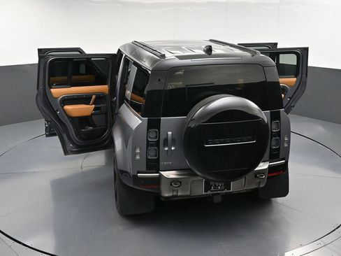 Used 2020 Land Rover Defender 110 X AWD/4WD image 38