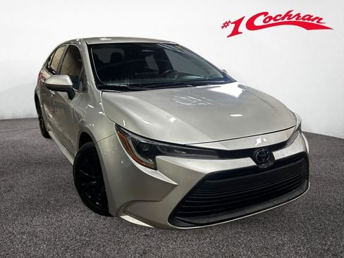 Used 2024 Toyota Corolla LE image 1