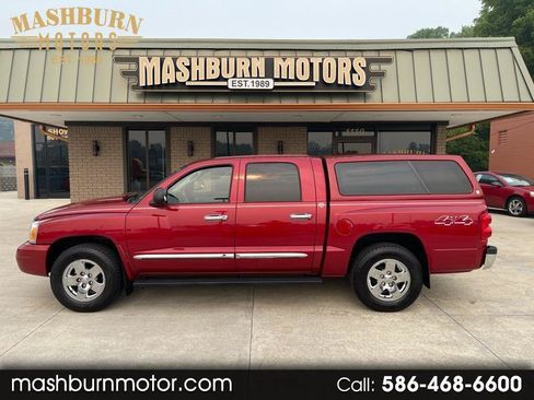 Used 2006 Dodge Dakota SLT AWD/4WD image 1