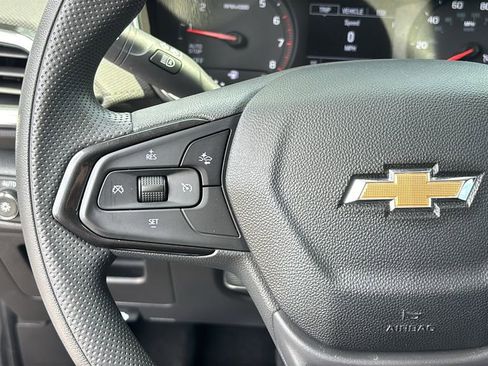 Used 2021 Chevrolet TrailBlazer LT w/ Convenience Package FWD image 17