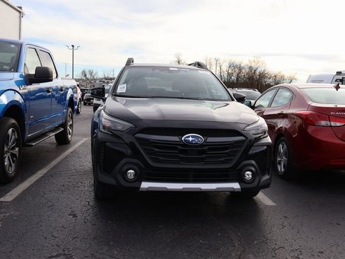 Used 2023 Subaru Outback Limited image 6