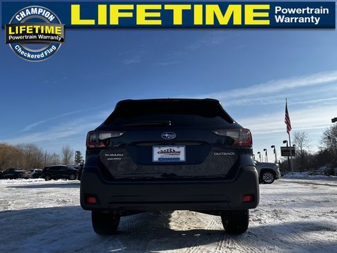 Used 2024 Subaru Outback Premium image 7