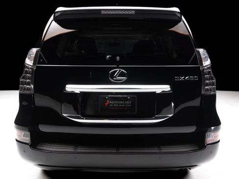 Used 2019 Lexus GX 460 Premium AWD/4WD image 18