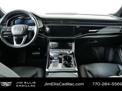 Used 2019 Audi Q8 Premium Plus w/ Premium Plus image 22