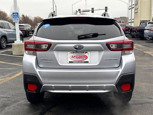 Used 2023 Subaru Crosstrek 2.0i Premium image 8