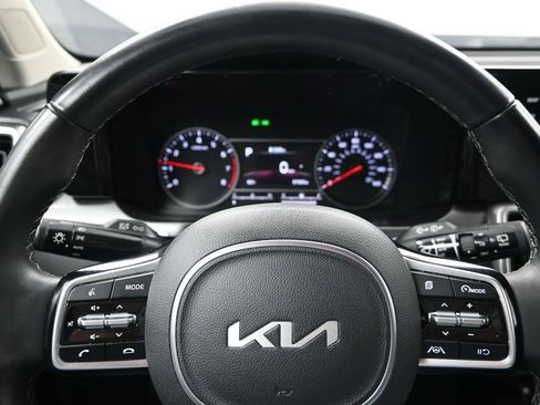 Certified 2023 Kia Sorento S image 15