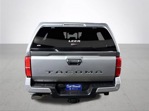 Used 2024 Toyota Tacoma Limited w/ Limited Package (LT) AWD/4WD image 7