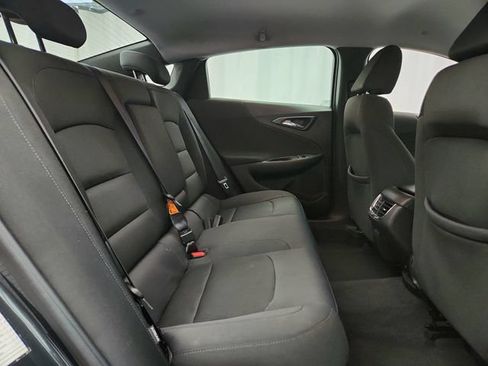 Used 2017 Chevrolet Malibu LT FWD image 23