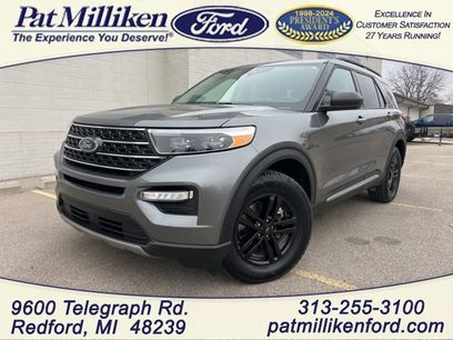 Certified 2022 Ford Explorer XLT w/ Equipment Group 202A