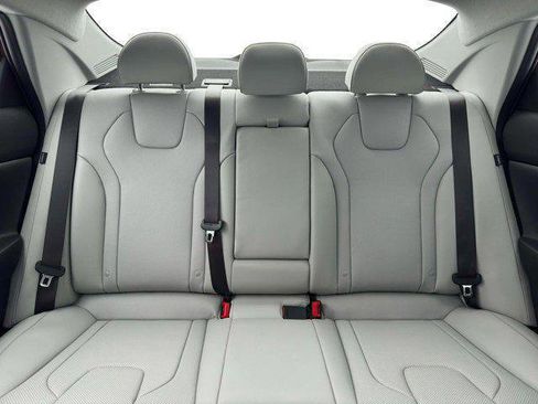 New 2026 Hyundai Elantra Limited w/ Cargo Package image 16