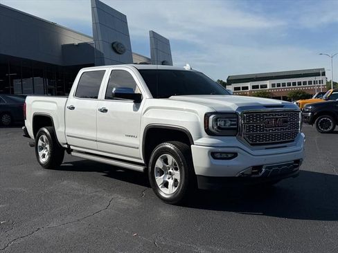 Used 2018 GMC Sierra 1500 Denali w/ Denali Ultimate Package AWD/4WD image 2