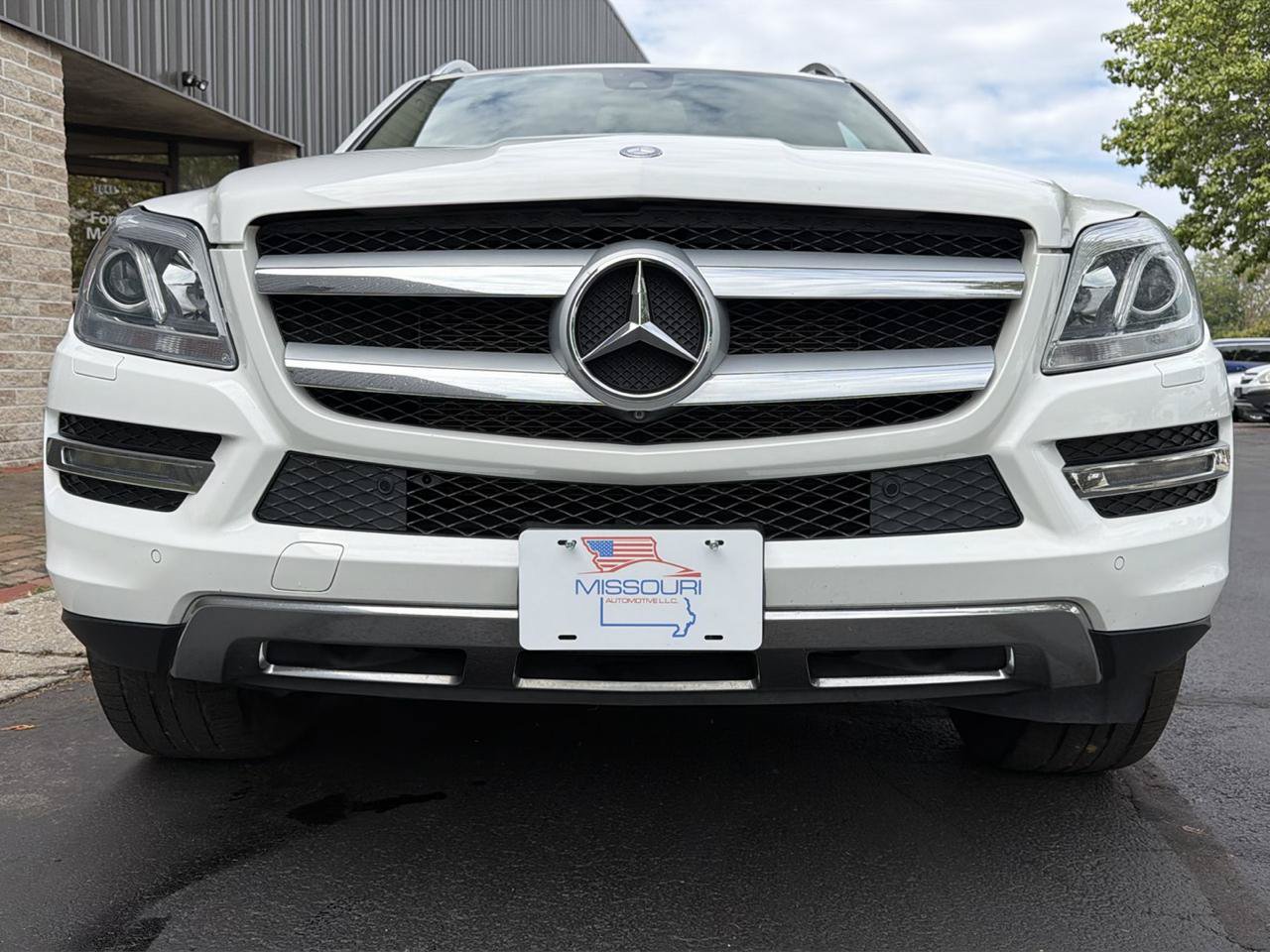 Used 2015 Mercedes-Benz GL 450 4MATIC image 11