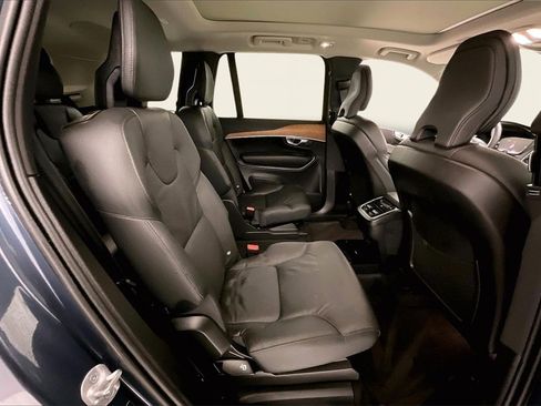 Used 2024 Volvo XC90 B6 Plus image 20
