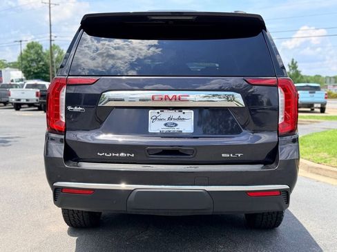 Used 2024 GMC Yukon XL SLT RWD image 7
